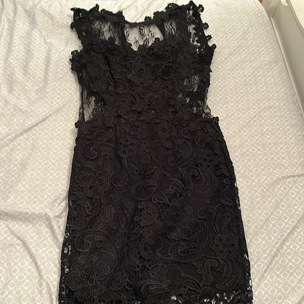 Small Women’s Lace Dress Black